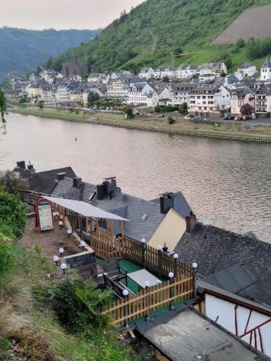 Villa Ferienhaus Larina Cochem Exterior foto