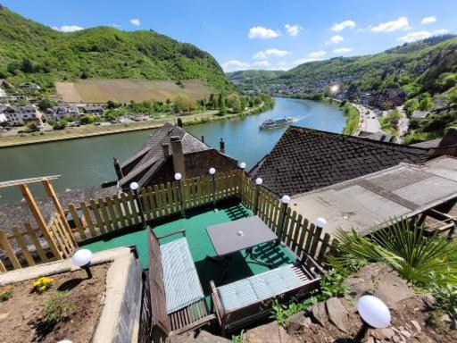 Villa Ferienhaus Larina Cochem Exterior foto